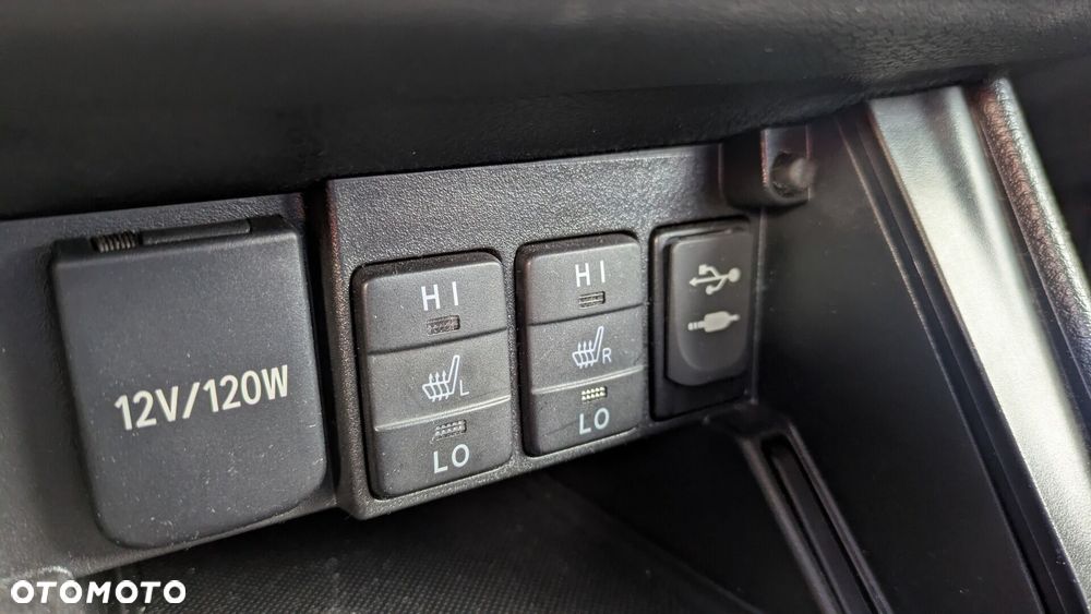 Toyota Auris - 17