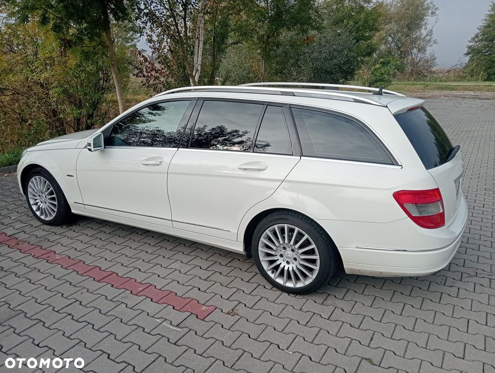 Mercedes-Benz Klasa C 180 T Kompressor Automatik BlueEFFICIENCY Avantgarde - 4
