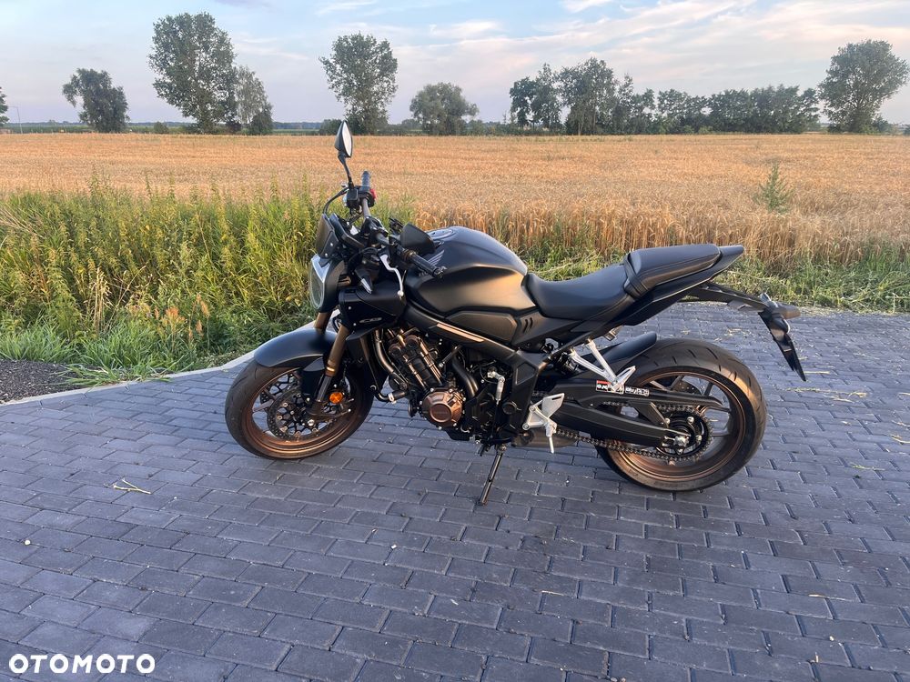 Honda CB - 3