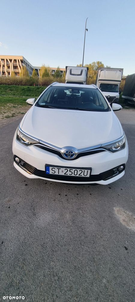 Toyota Auris Hybrid 135 Prestige - 1
