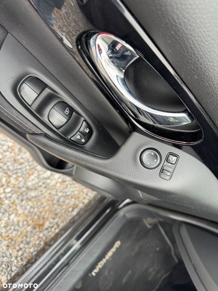 Nissan Qashqai 1.2 DIG-T Xtronic TEKNA - 18