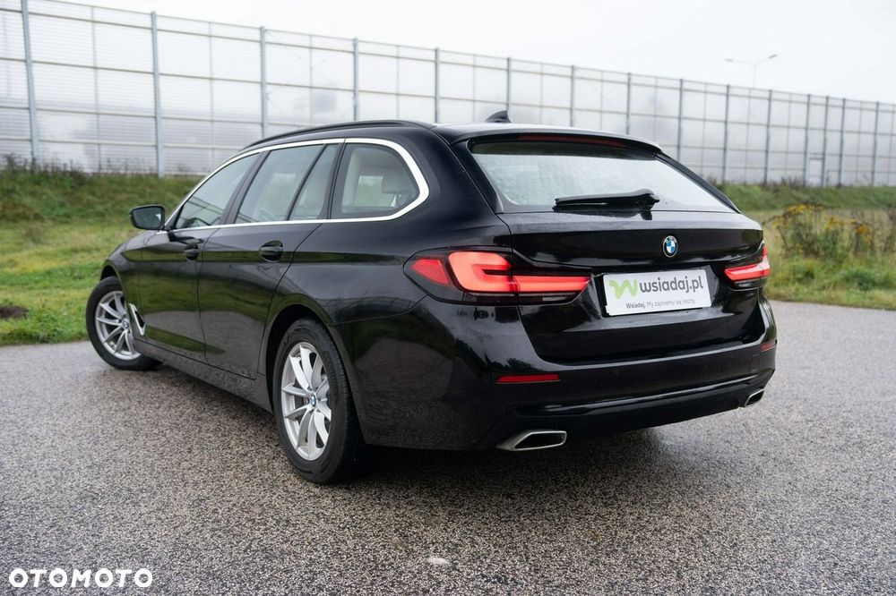 BMW 5 Series 2022 photo 4