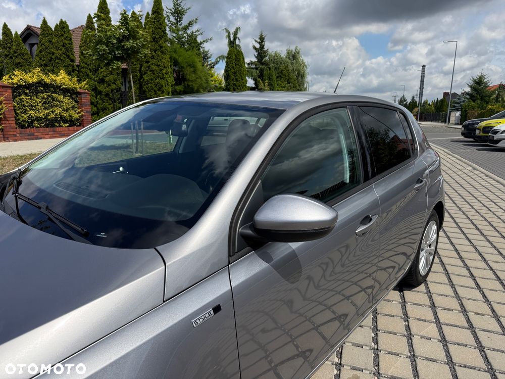 Peugeot 308 1.2 PureTech GPF Active S&S - 22