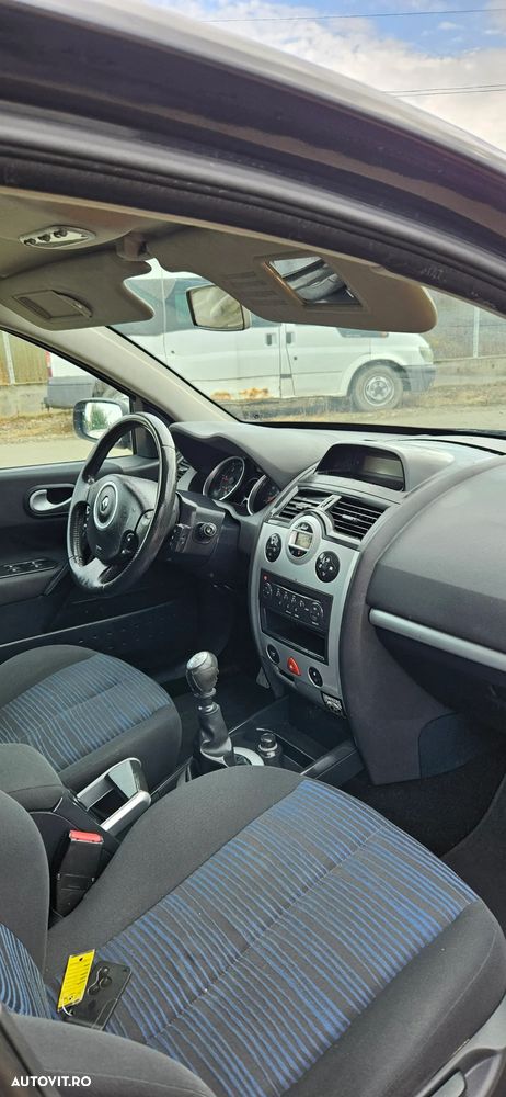 Renault Megane 1.5 dCi Dynamique - 4
