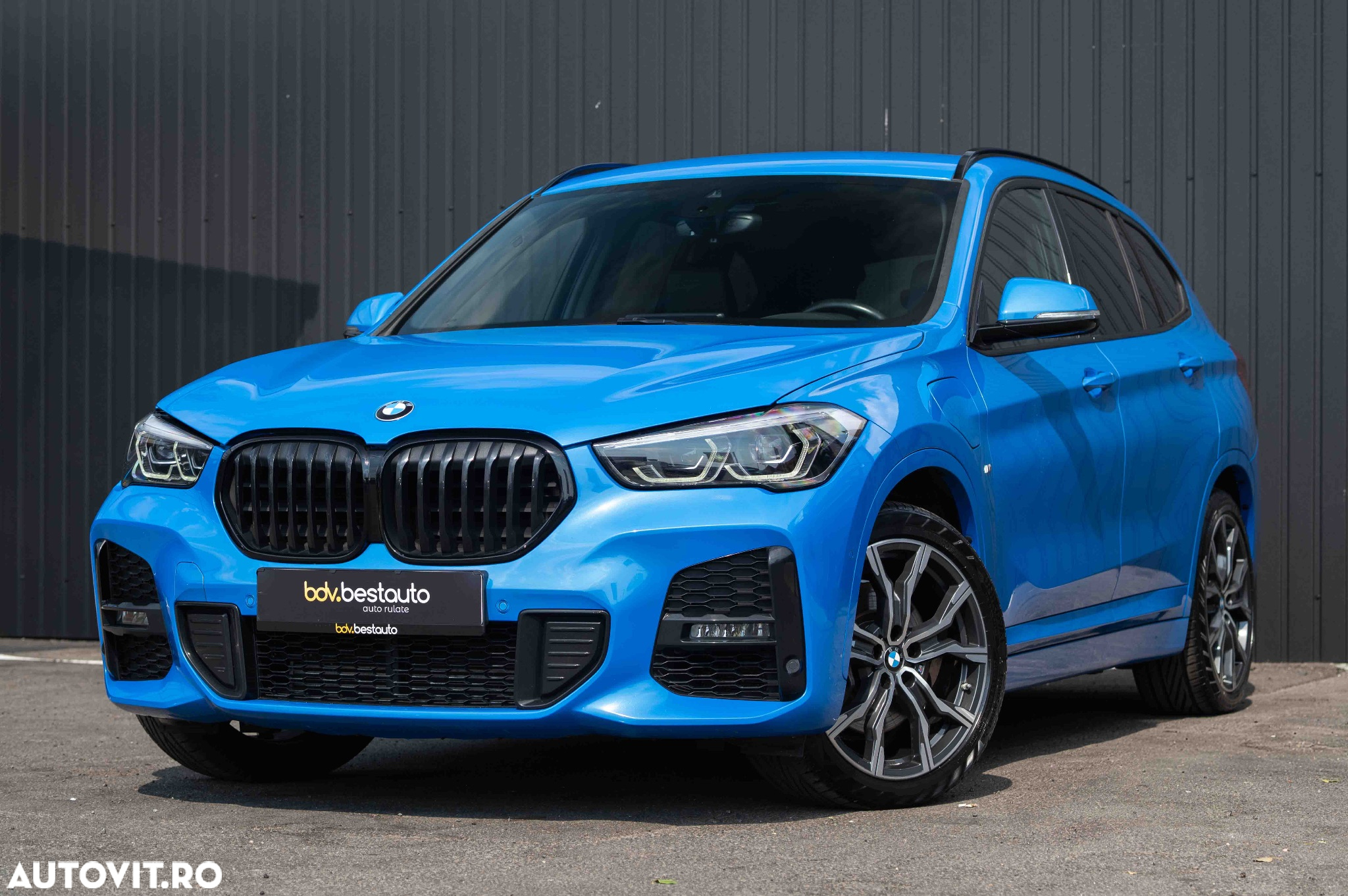 BMW X1 xDrive25e AT PHEV - 38
