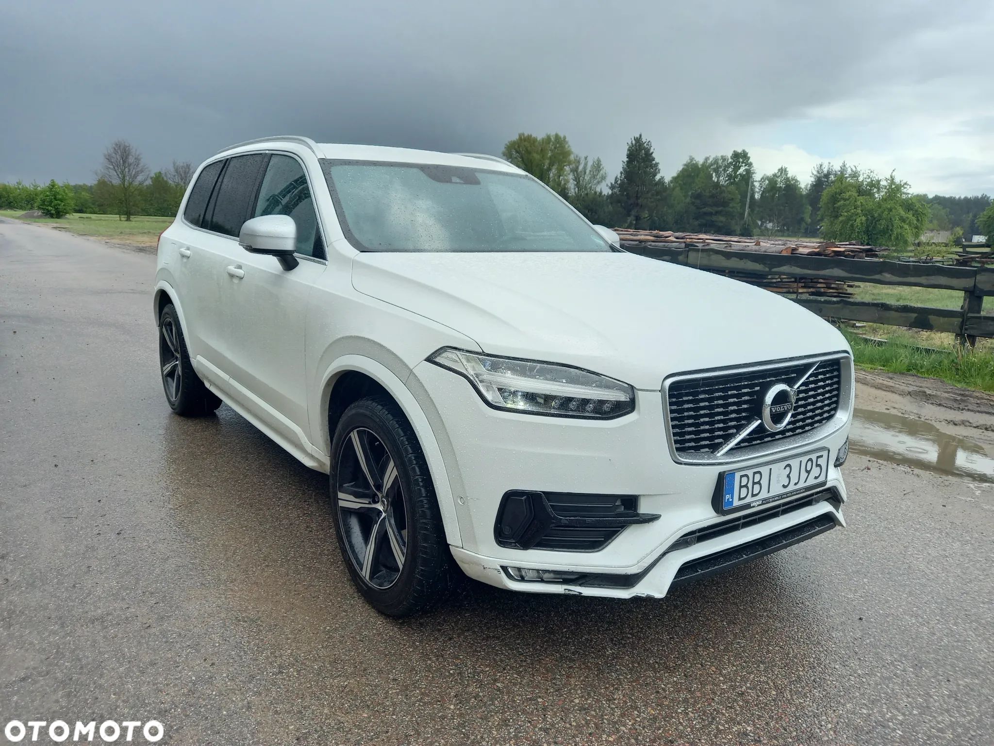 Volvo XC 90 D5 AWD R-Design 7os - 1