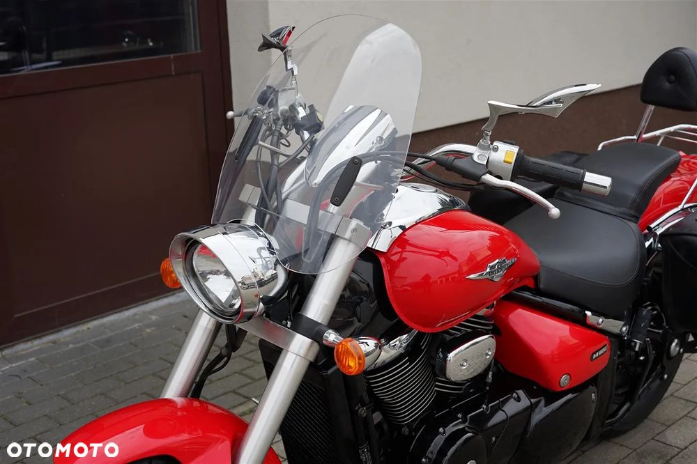 Suzuki Intruder - 28