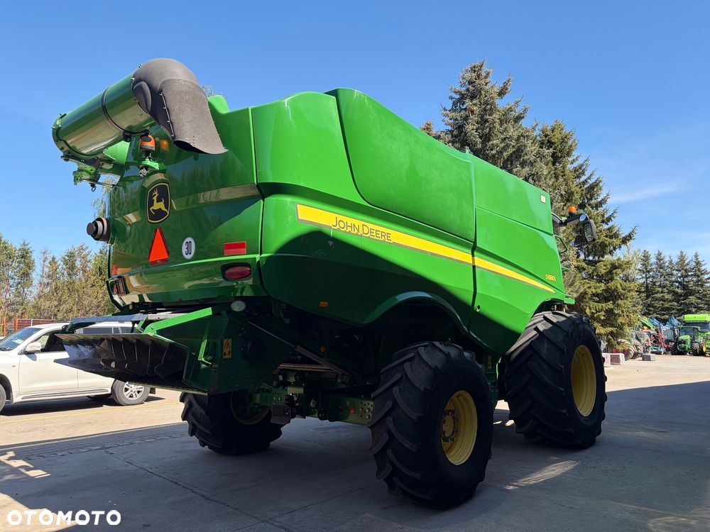 John Deere S680i - 8