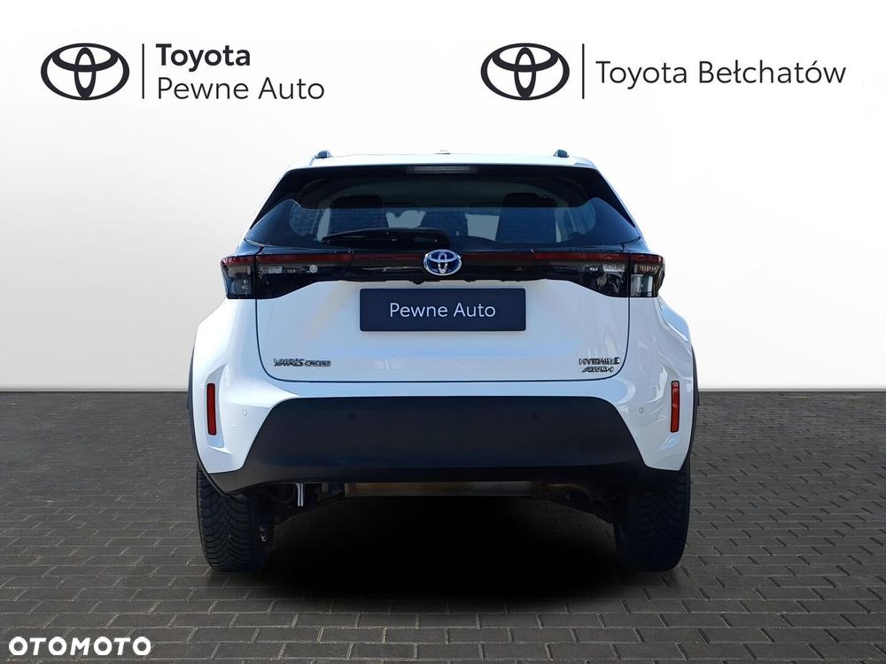 Toyota Yaris Cross Hybrid 1.5 Comfort 4x4 - 6