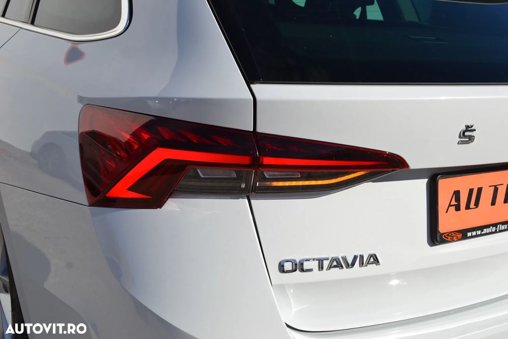 Skoda Octavia 2.0 TDI DSG Style - 33