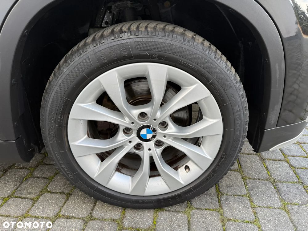 BMW X1 xDrive18d Sport Line - 25