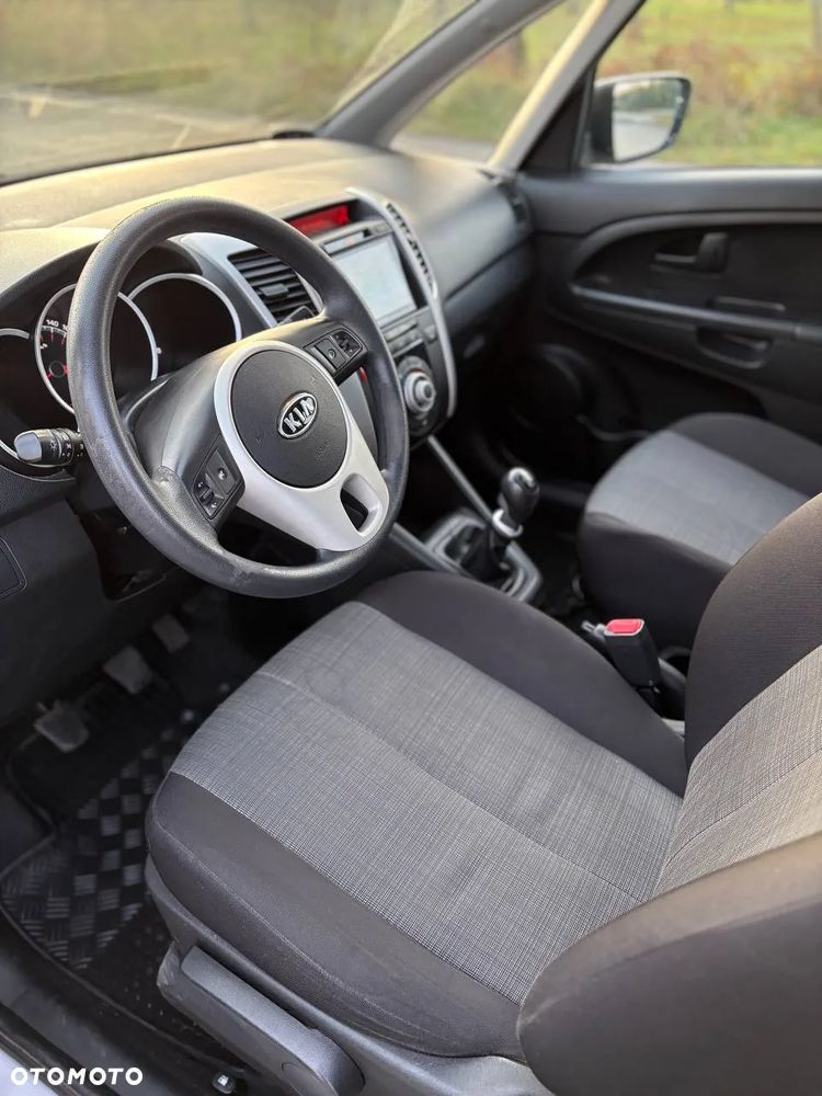 Kia Venga 1.4 L - 17