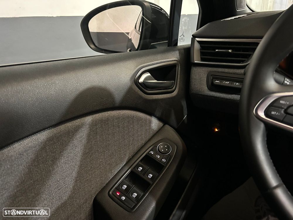 Renault Clio 1.0 TCe Techno Bi-Fuel - 34