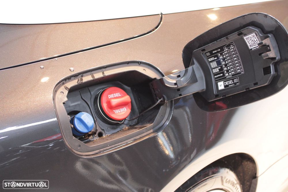 Mercedes-Benz E 220 - 57