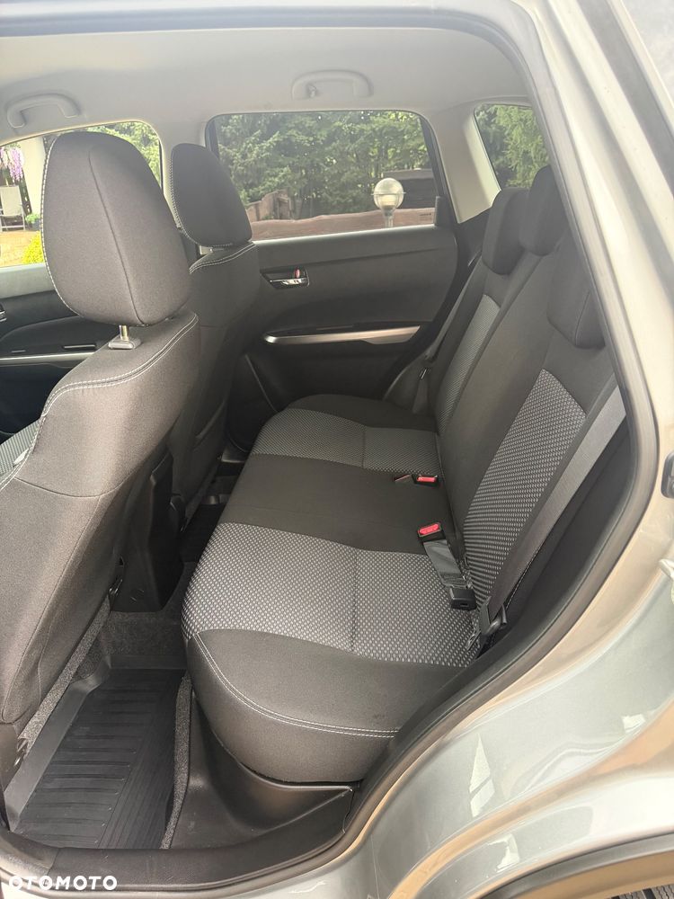 Suzuki Vitara 1.4 Boosterjet Hybrid Allgrip Comfort+ - 16