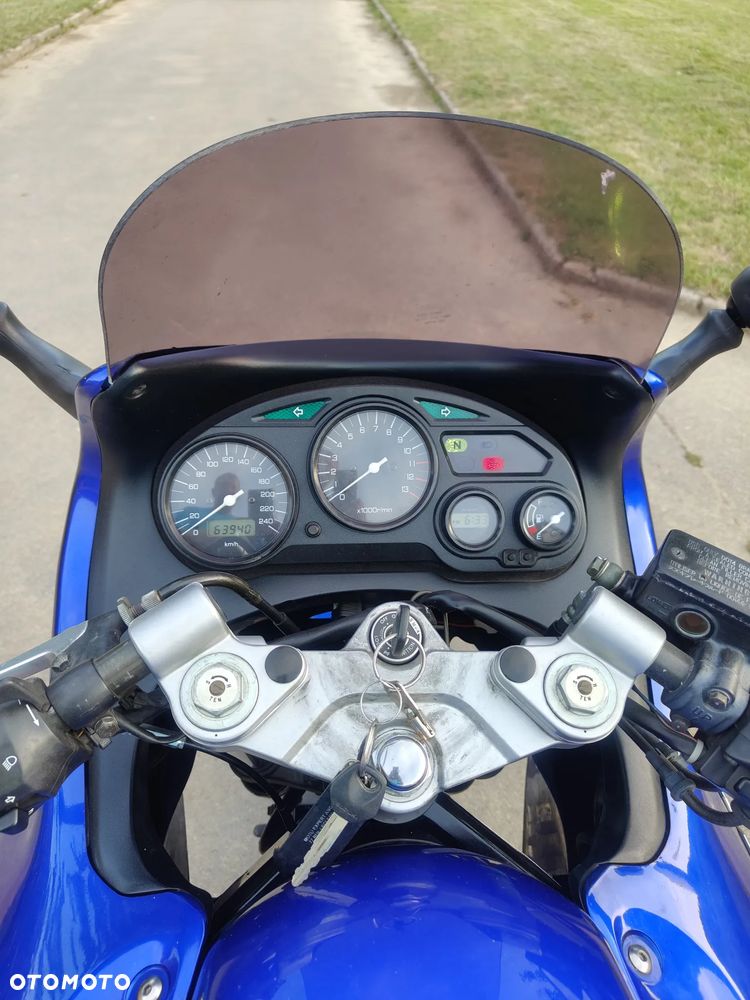 Suzuki GSX - 7