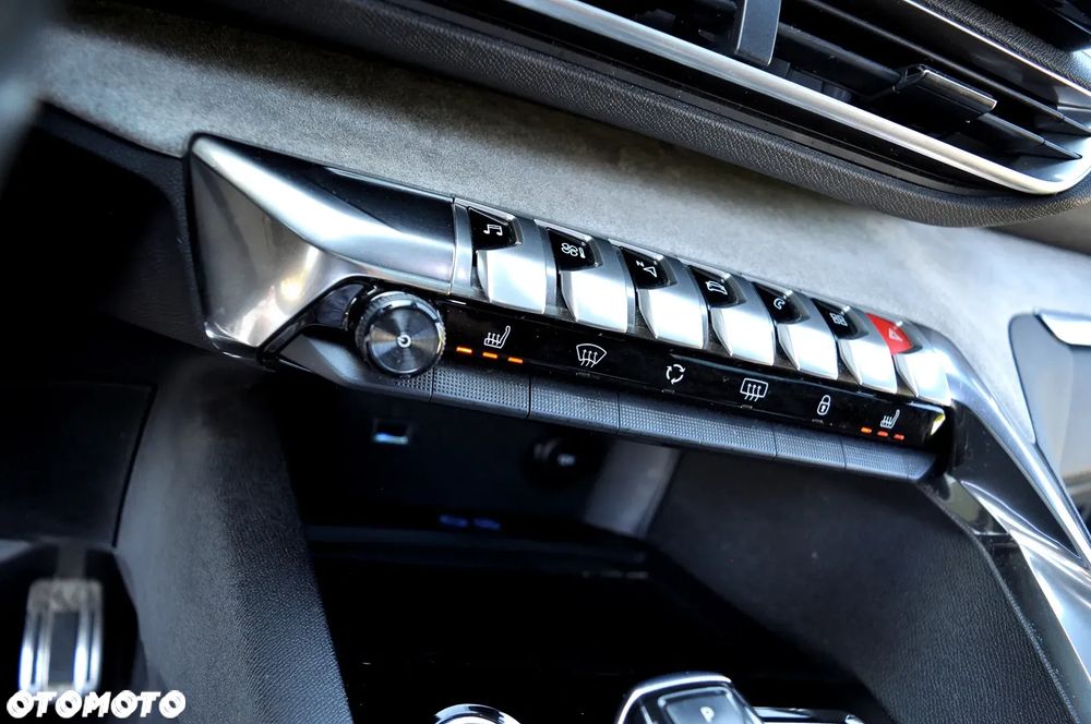 Peugeot 5008 BlueHDi 130 EAT8 GT - 33