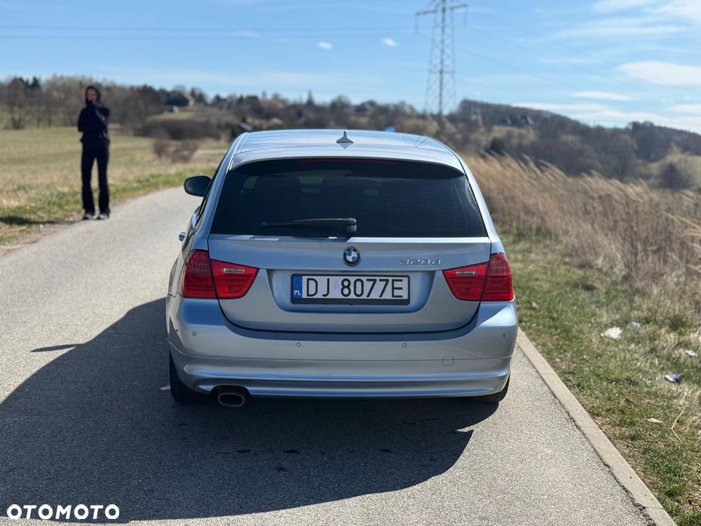 BMW Seria 3 320d DPF - 11