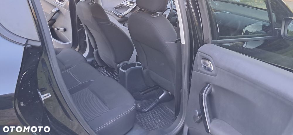 Peugeot 208 1.6 BlueHDi Active S&S - 19