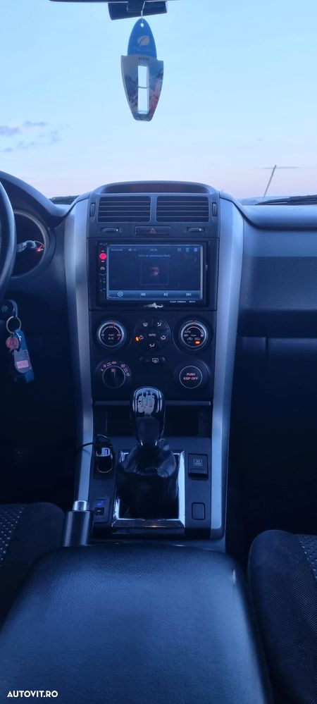 Suzuki Grand Vitara 1.9 DDIS Navi - 17