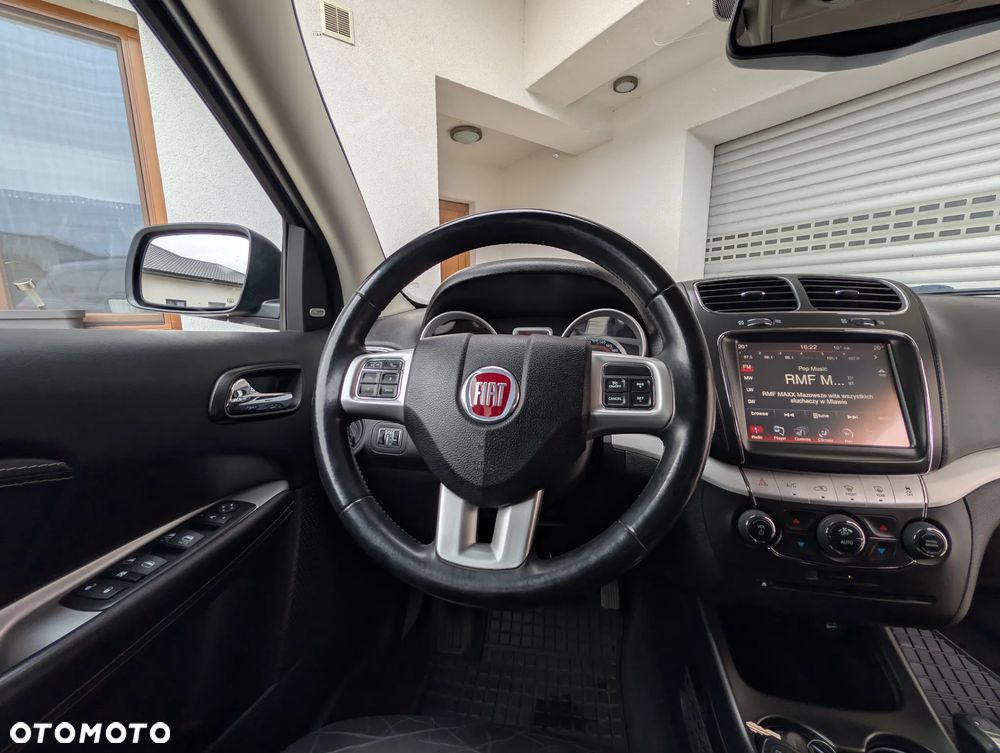 Fiat Freemont 2.0 Multijet 16V DPF Automatik Allrad Black Code - 15
