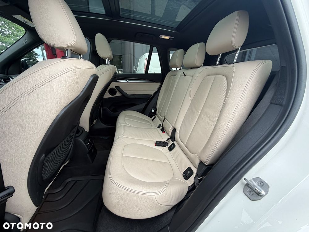 BMW X1 - 27