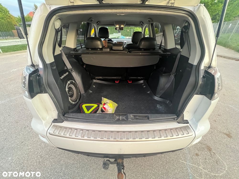 Mitsubishi Outlander 2.0 DI-D 4WD Intense - 10