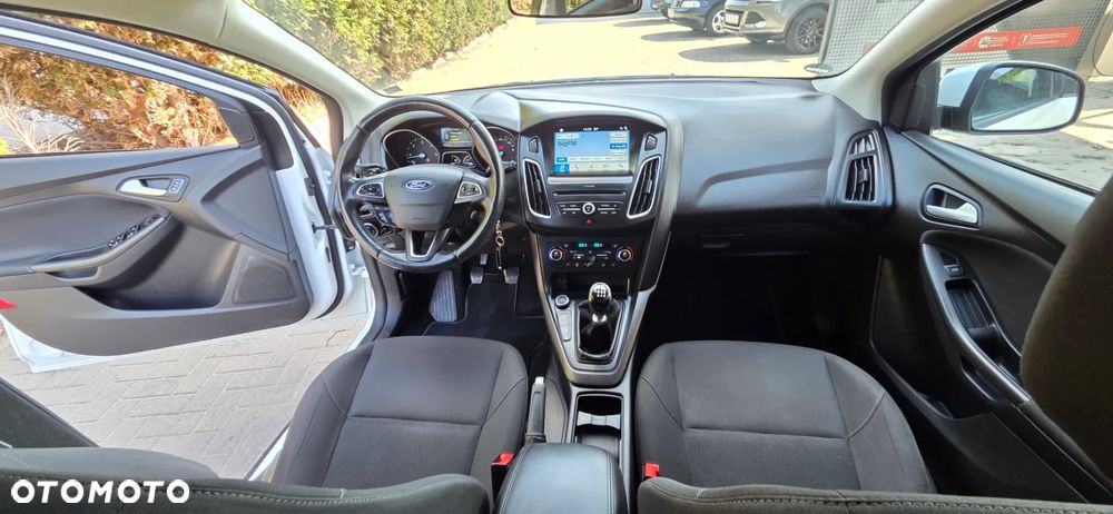 Ford Focus 1.5 TDCi DPF Start-Stopp-System Titanium - 35