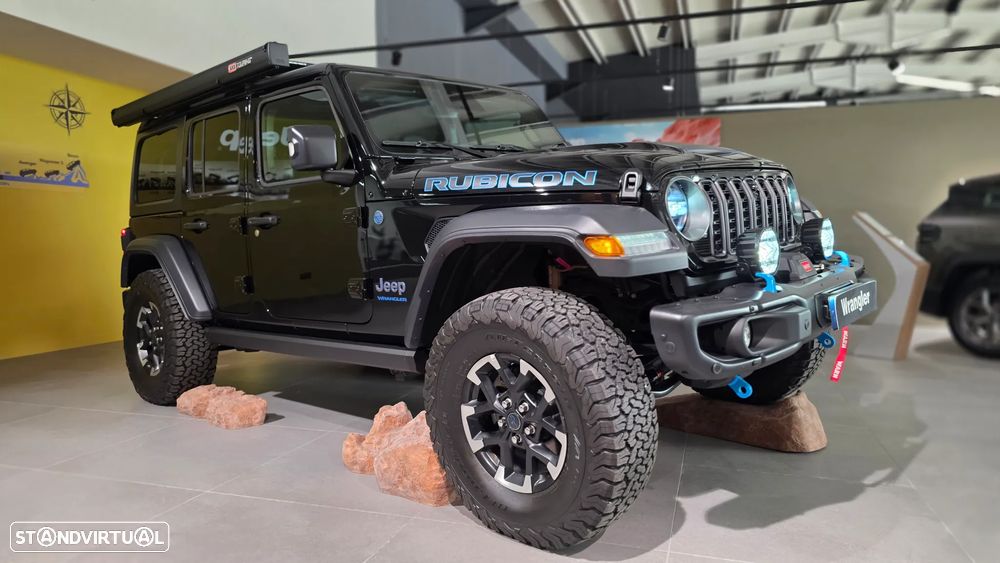 Jeep Wrangler - 1