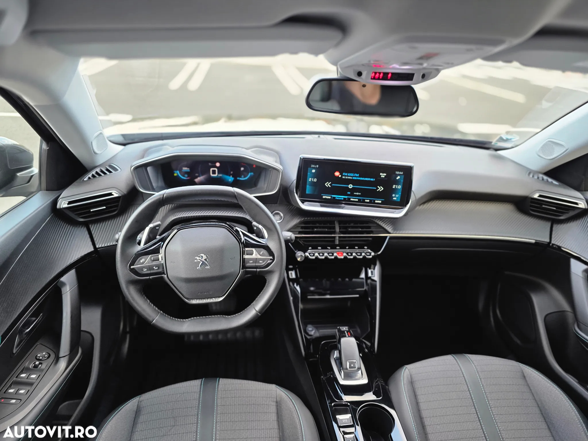 Peugeot 2008 BlueHDi 130 EAT8 Allure - 9