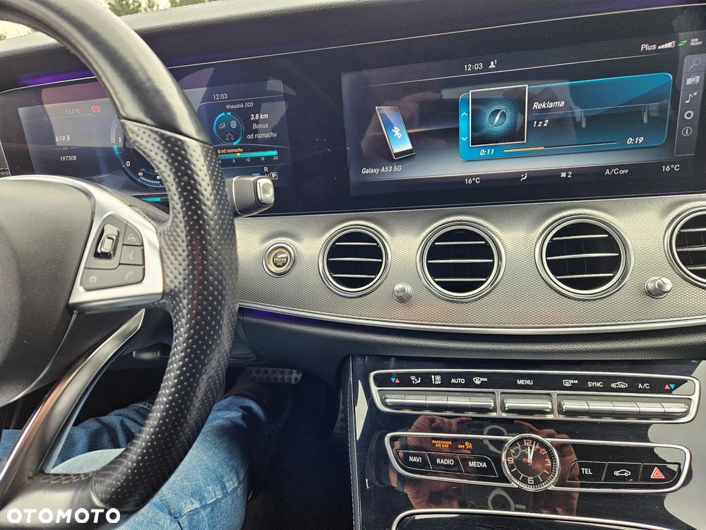 Mercedes-Benz Klasa E 220 d 9G-TRONIC - 18