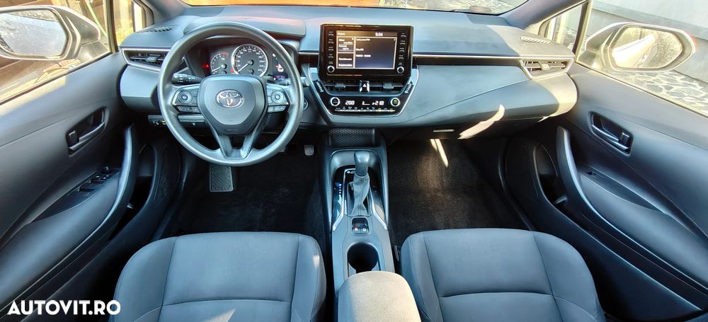 TOYOTA Corolla 2022 — imagine 8
