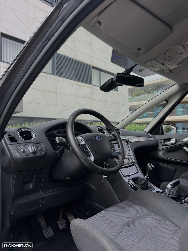 Ford S-Max 2.0 TDCi Titanium 7L - 5