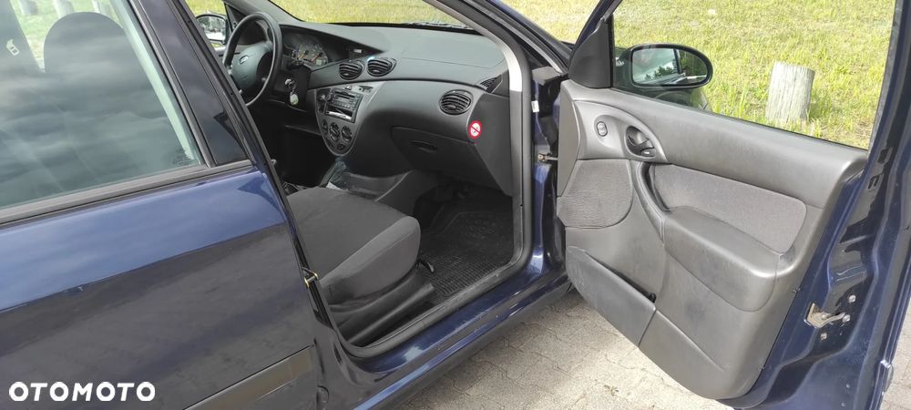 Ford Focus - 17