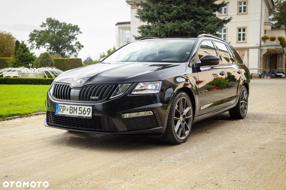 Skoda Octavia 2.0 TDI RS DSG - 6