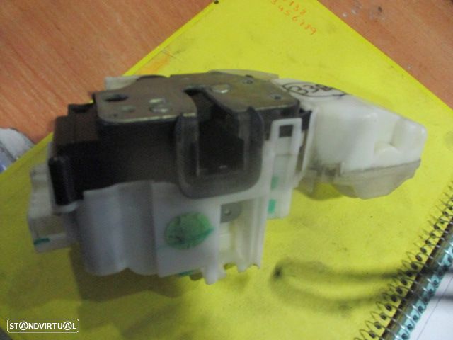 Fecho FEC3389 ALFA ROMEO 159 SW 2007 FE 8 PINOS ALFA ROMEO 159 SW 2007 1.9JTD 150CV 5P CINZA F ESQ 8 PINOS - 2