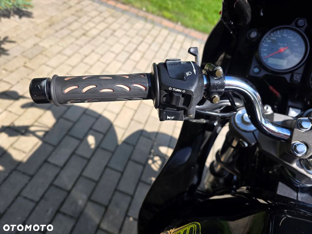 Honda Hornet - 17