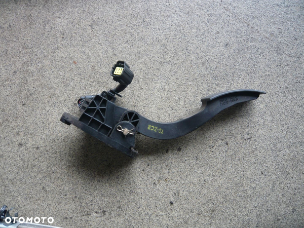 Potencjometr pedał gazu 32726-1C800 Hyundai Getz