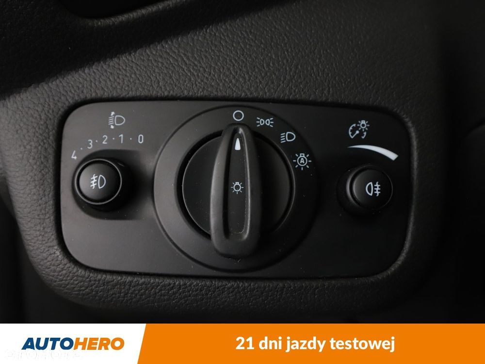 Ford Kuga - 28