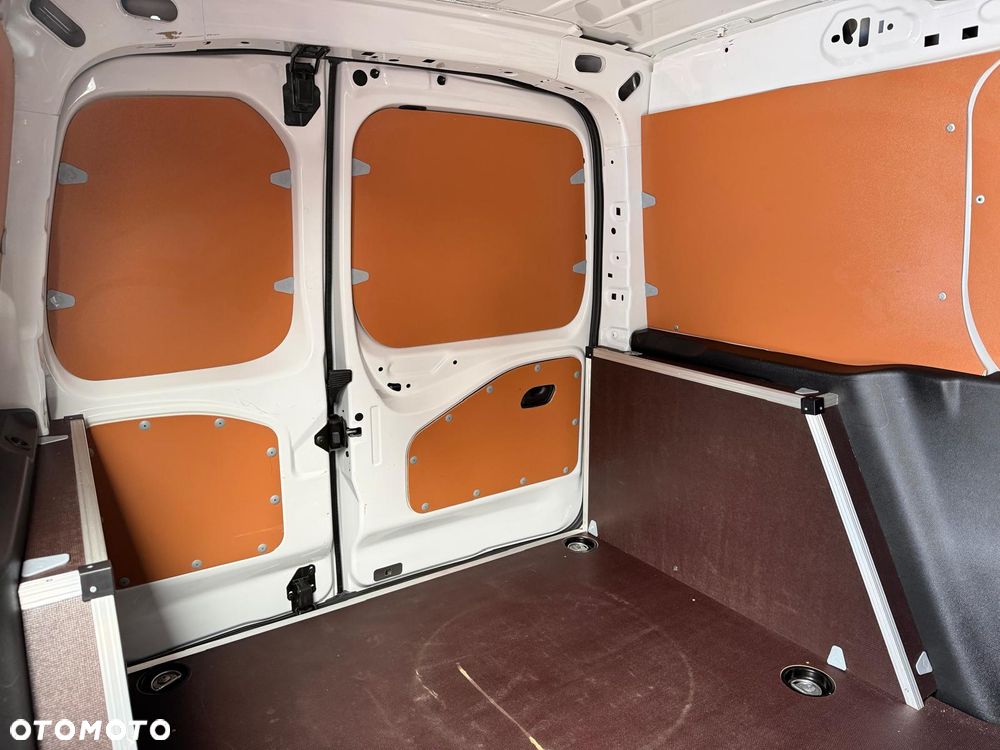 Peugeot PARTNER - 21