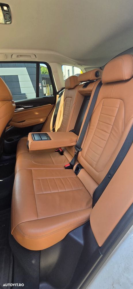 BMW X3 2021 — imagine 10