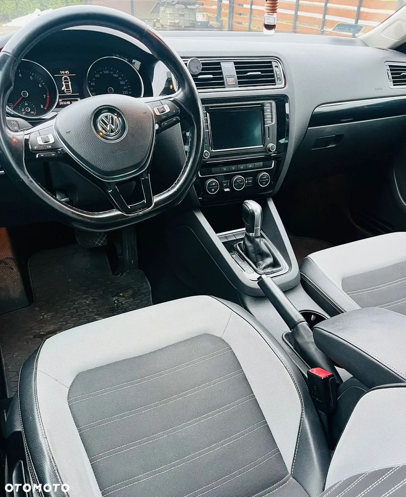 Volkswagen Jetta 1.4 TSI BMT Highline DSG - 6