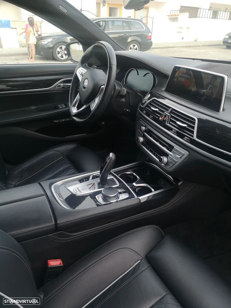 BMW 725 d Pack M - 6