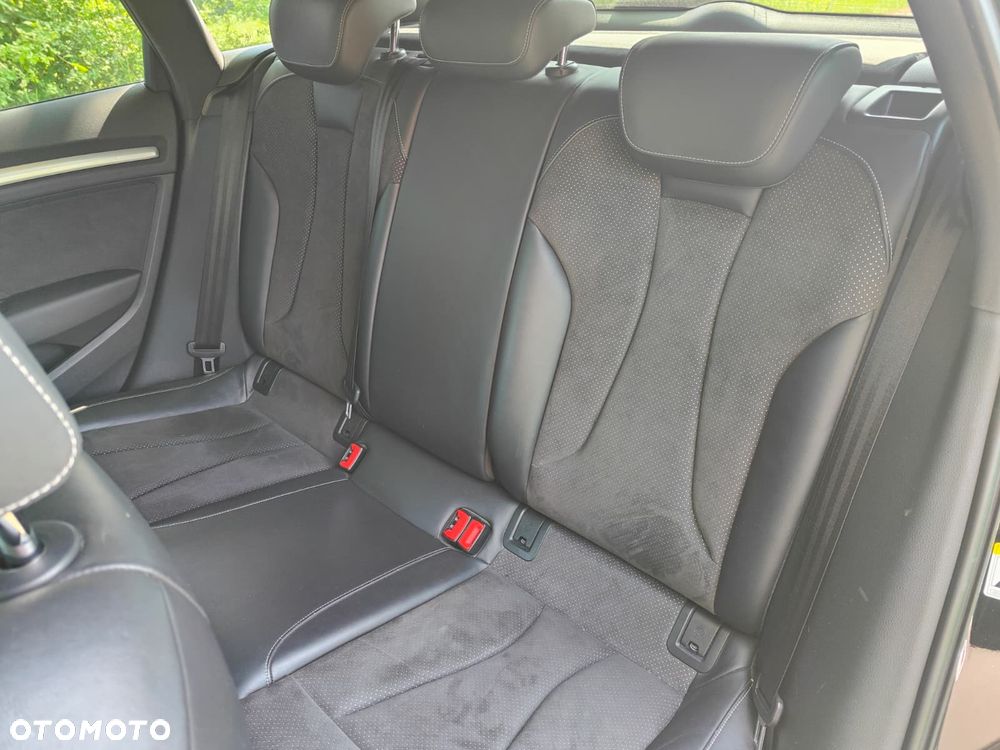 Audi A3 Sportback 2.0 TDI (clean diesel) quattro S tronic S line Sportpaket - 20