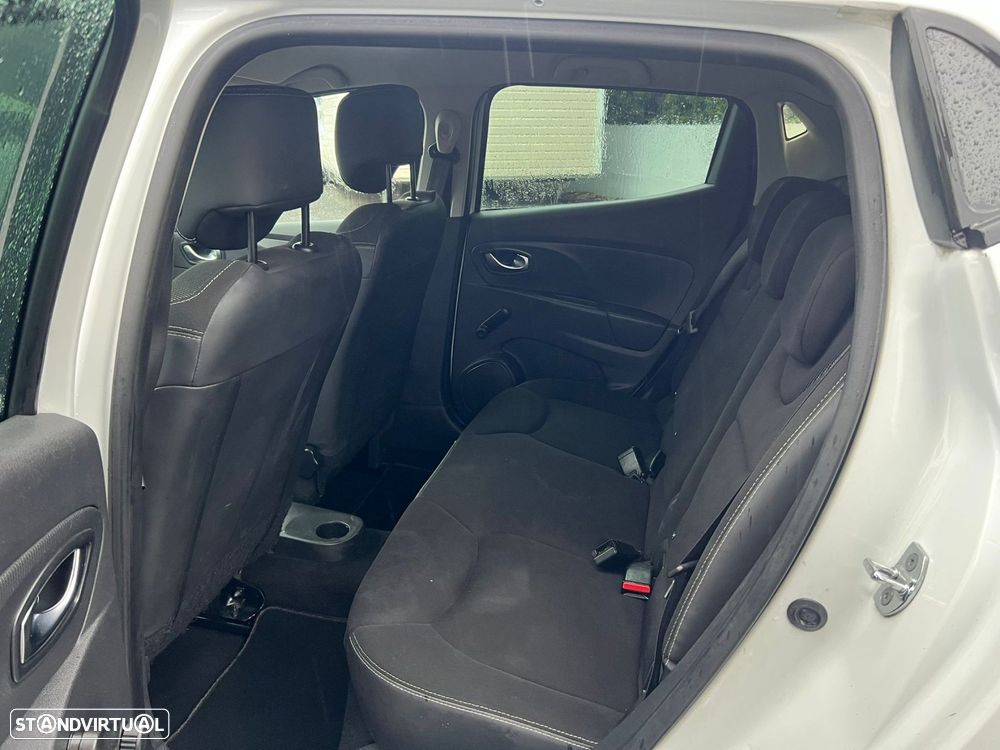 Renault Clio 1.5 dCi Dynamique S - 7
