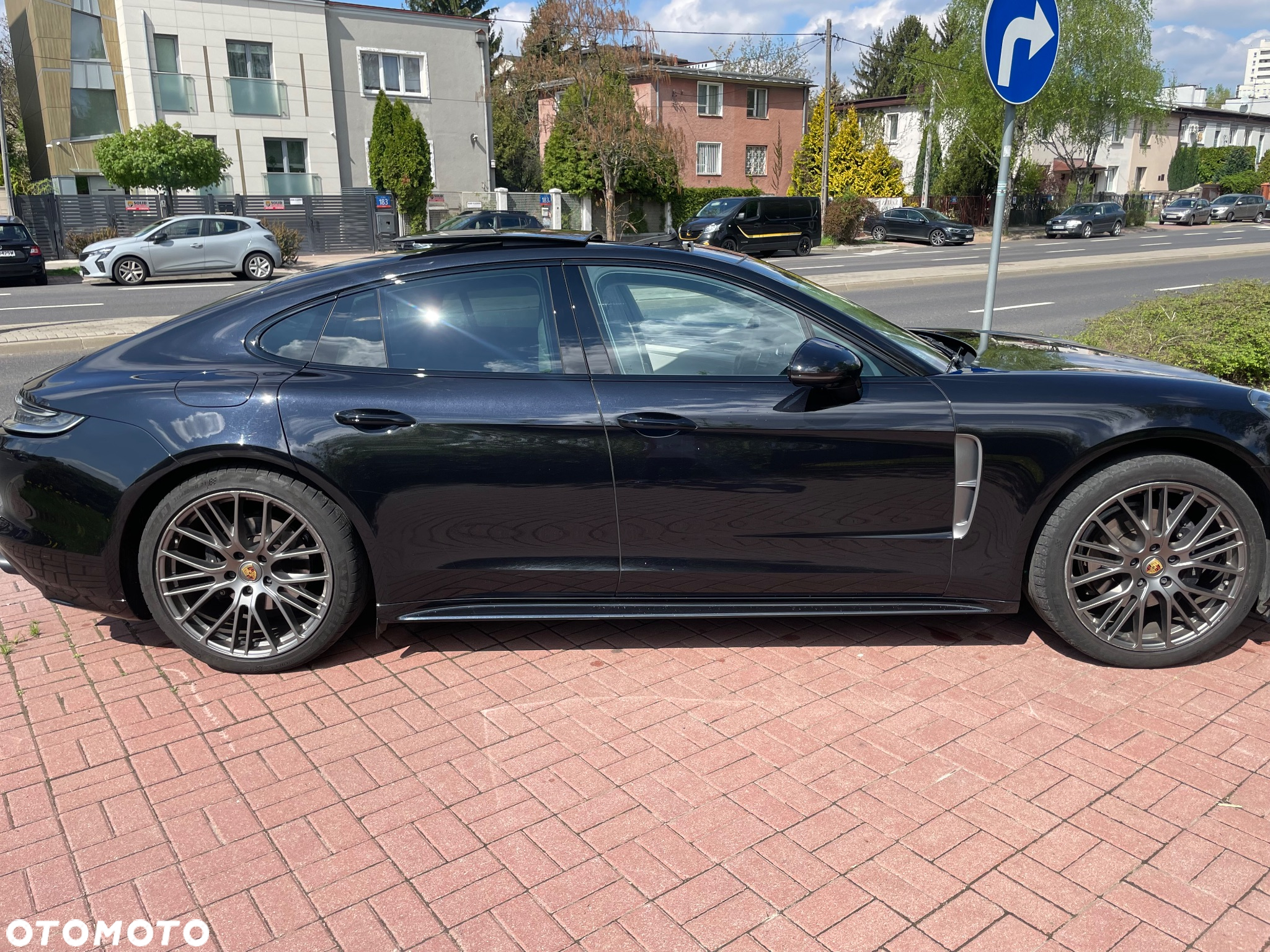 Porsche Panamera 4 Platinum Edition - 5