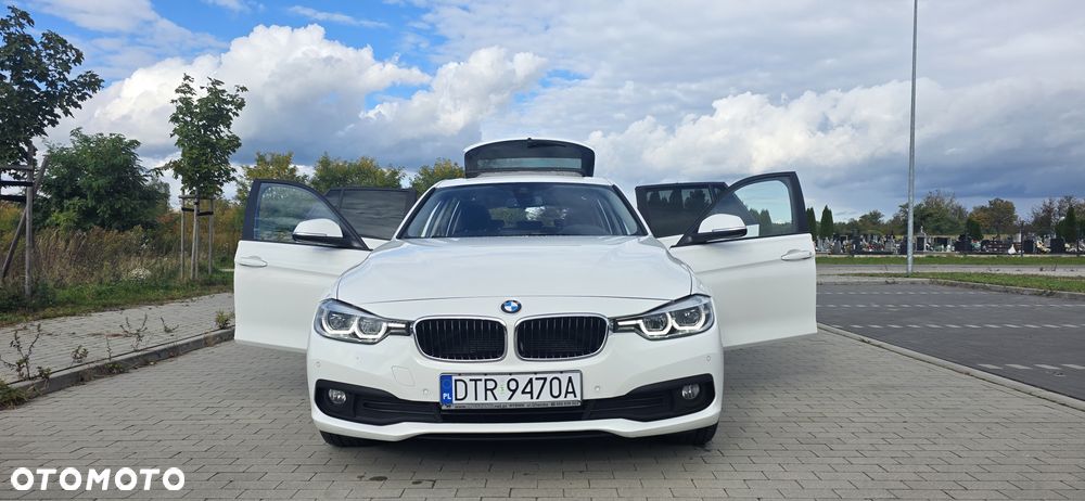 BMW Seria 3 320d Advantage sport - 12