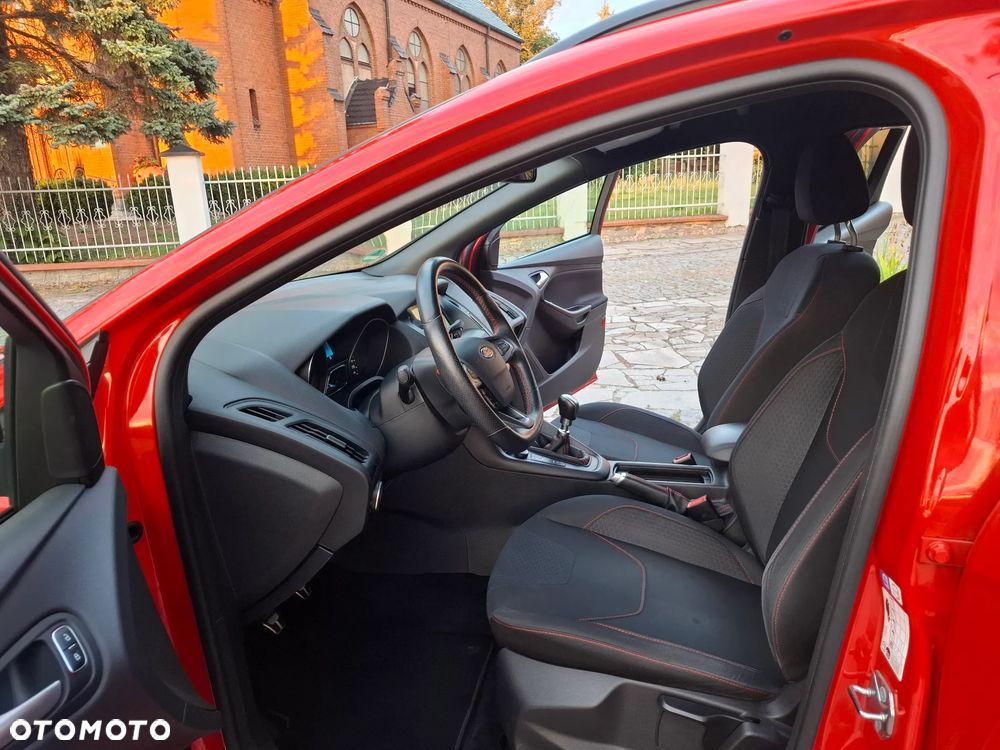 Ford Focus 1.5 EcoBoost ST-Line Red ASS - 15