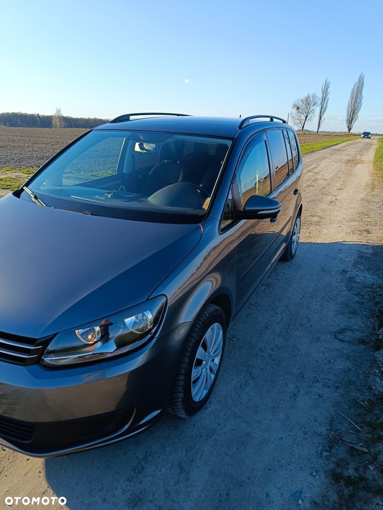Volkswagen Touran - 6