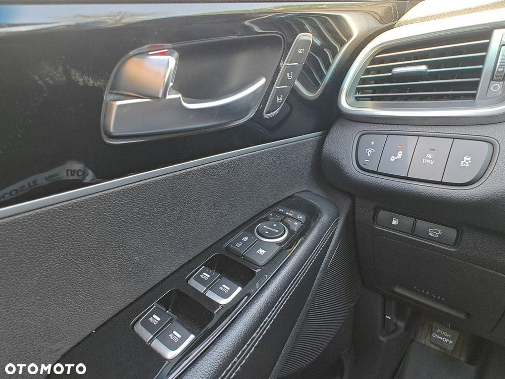 Kia Sorento - 14
